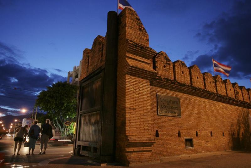 Traveller Inn Hotel Chiang Mai Exterior photo