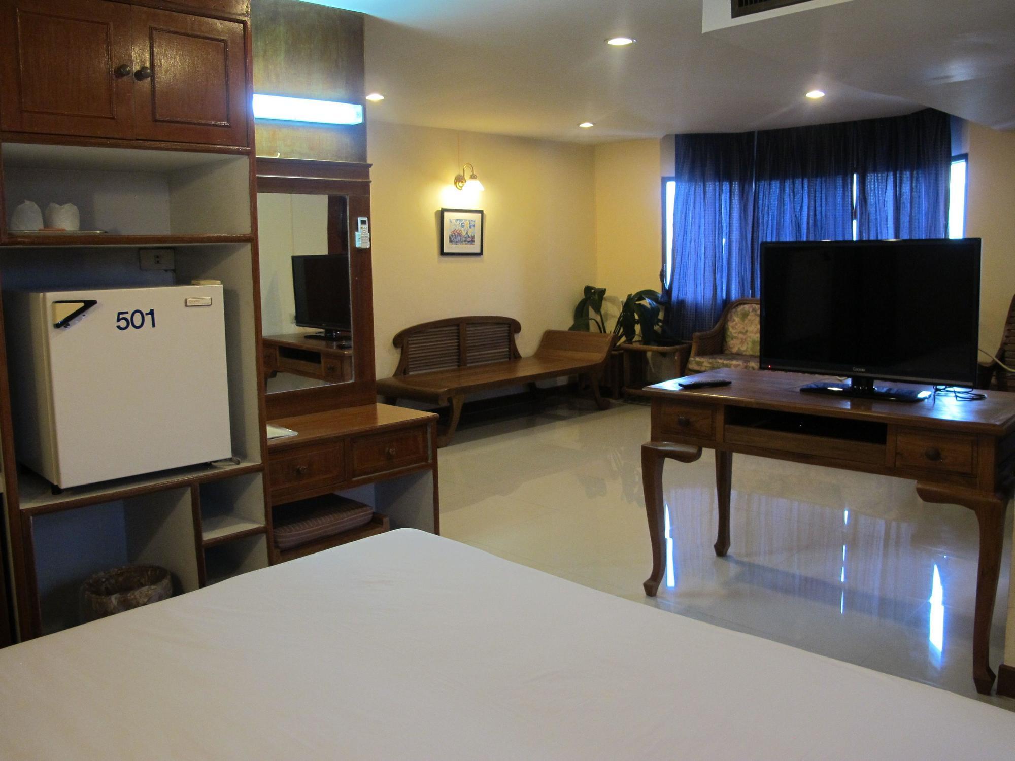 Traveller Inn Hotel Chiang Mai Exterior photo