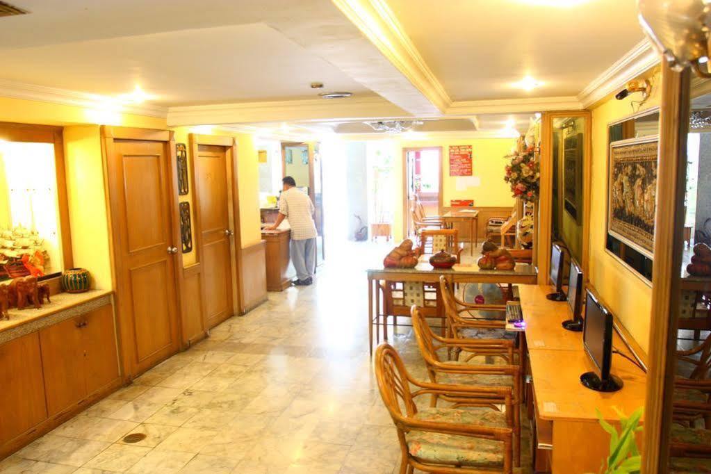Traveller Inn Hotel Chiang Mai Exterior photo